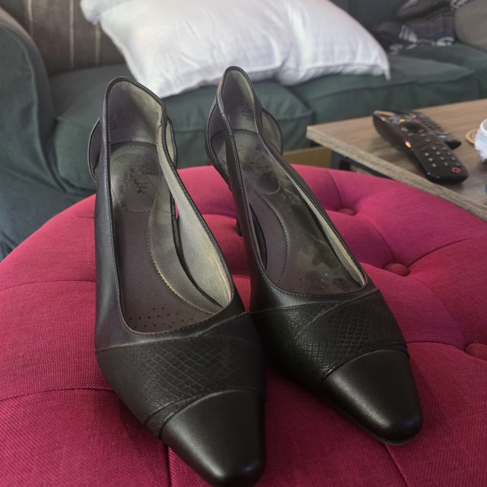 LifeStride Women's Soft System Kathy Black Pumps Shoes 6.5